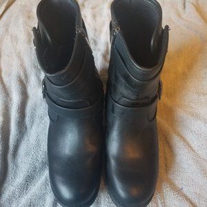 Cloudwalker Black Boots